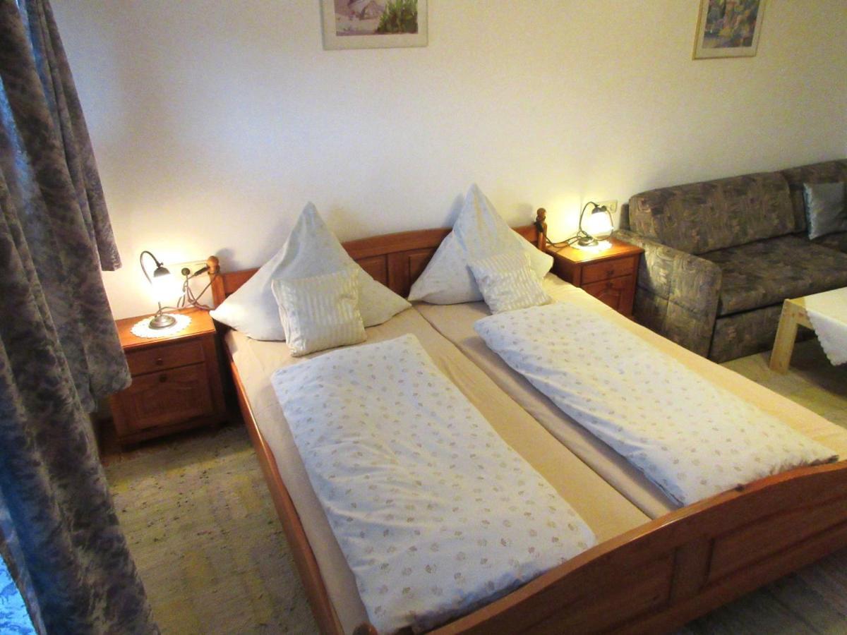 Lohnerhof Villa Kirchanschoring Ruang foto